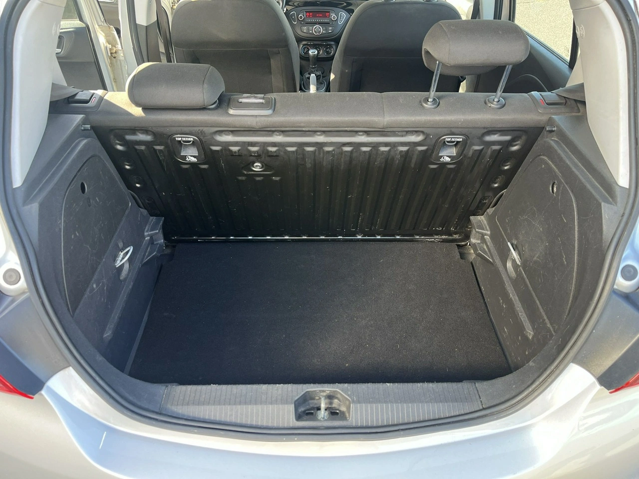 Opel Corsa - Zdjęcie 12