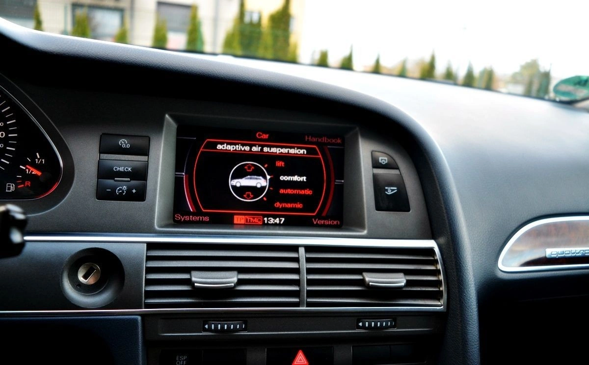 Audi A6 Avant - Zdjęcie 15