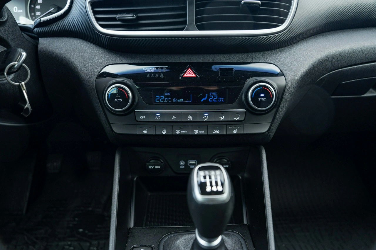 Hyundai Tucson - Zdjęcie 23