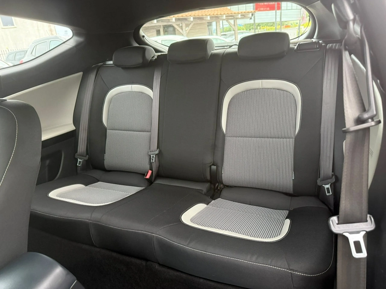 Kia Pro Cee'd - Zdjęcie 19