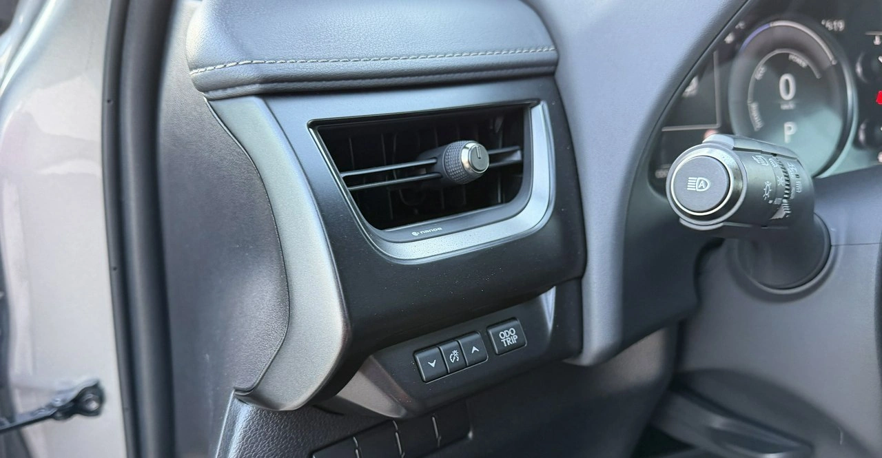 Lexus UX - Zdjęcie 35