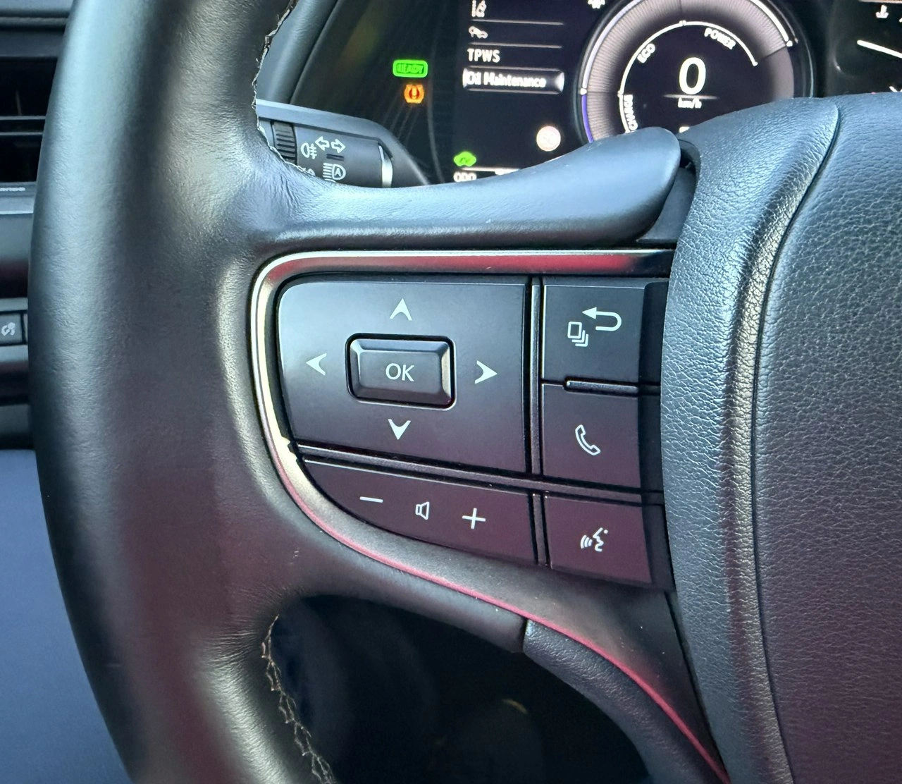 Lexus UX - Zdjęcie 21