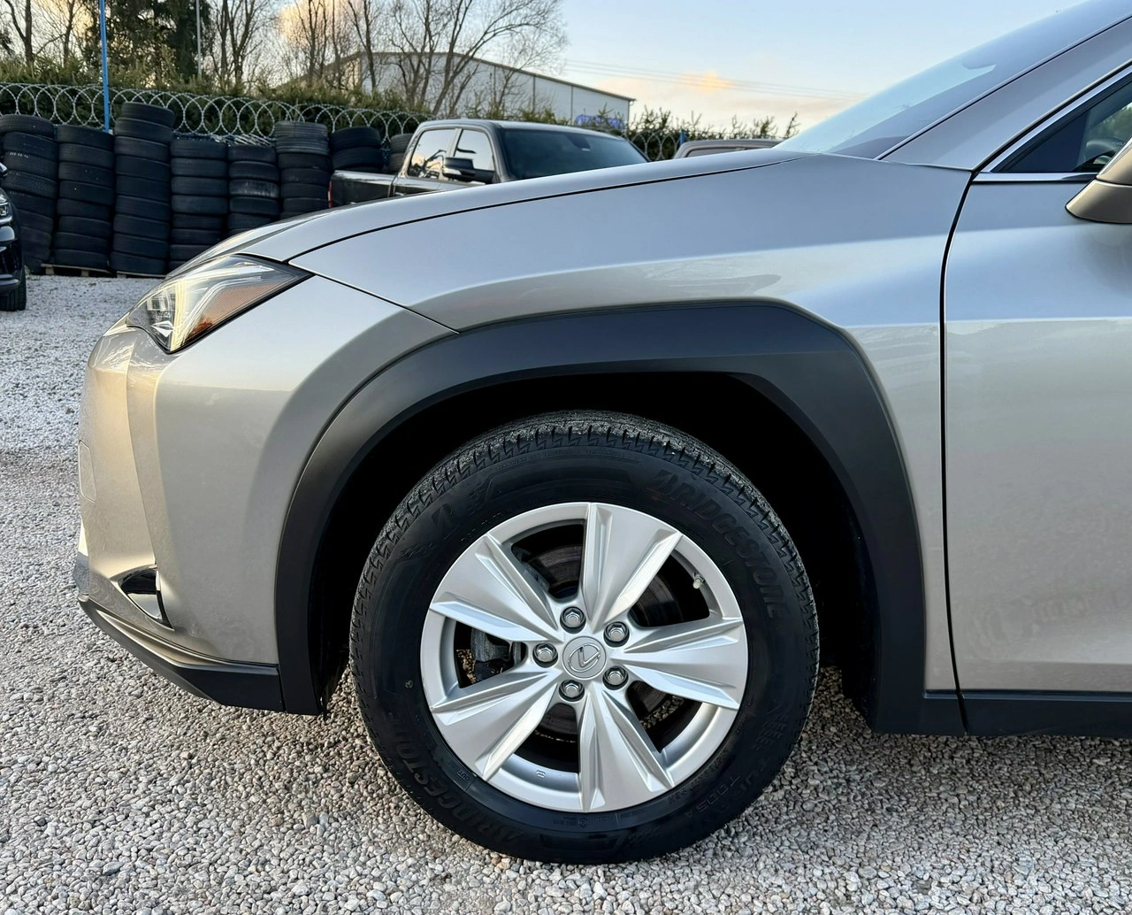 Lexus UX - Zdjęcie 37