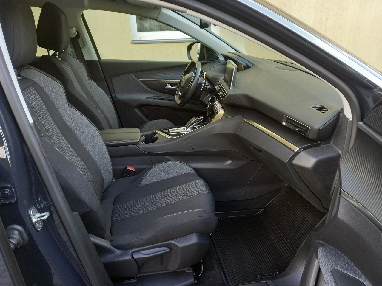 Peugeot 3008 - Zdjęcie 17