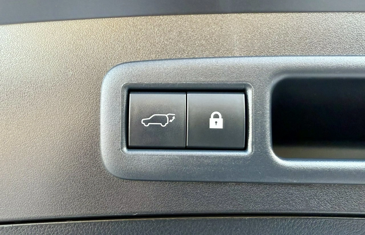 Lexus UX - Zdjęcie 38