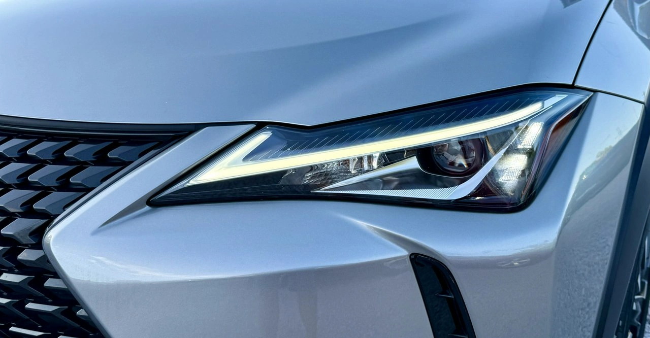 Lexus UX - Zdjęcie 15