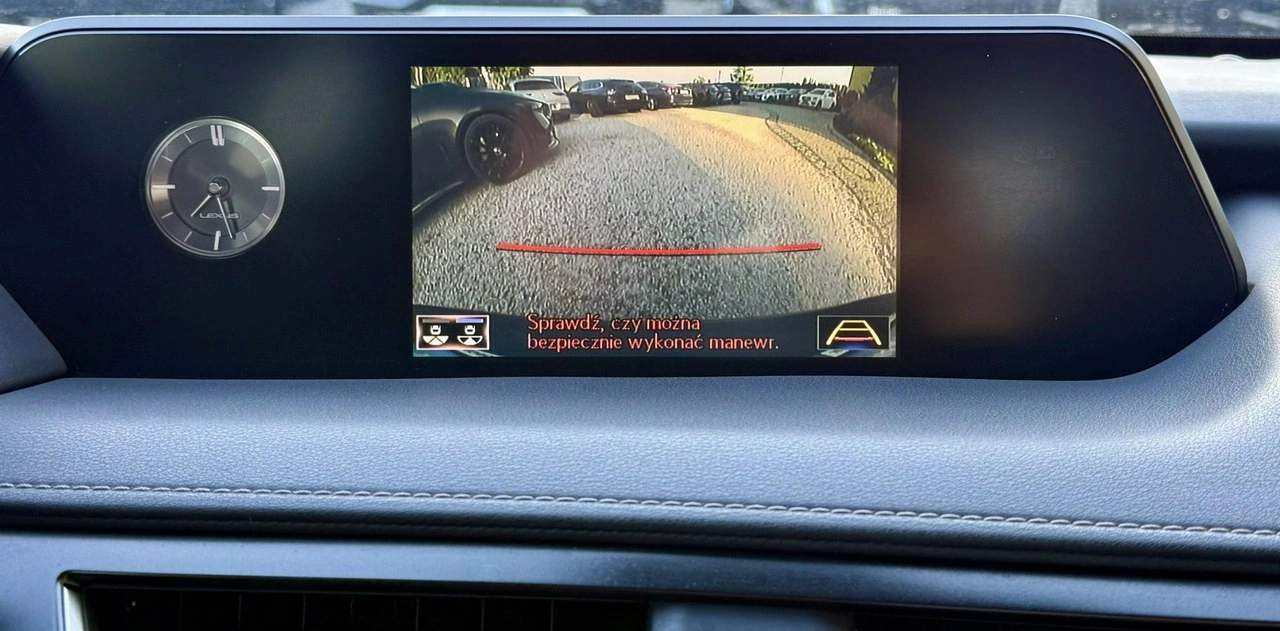 Lexus UX - Zdjęcie 24