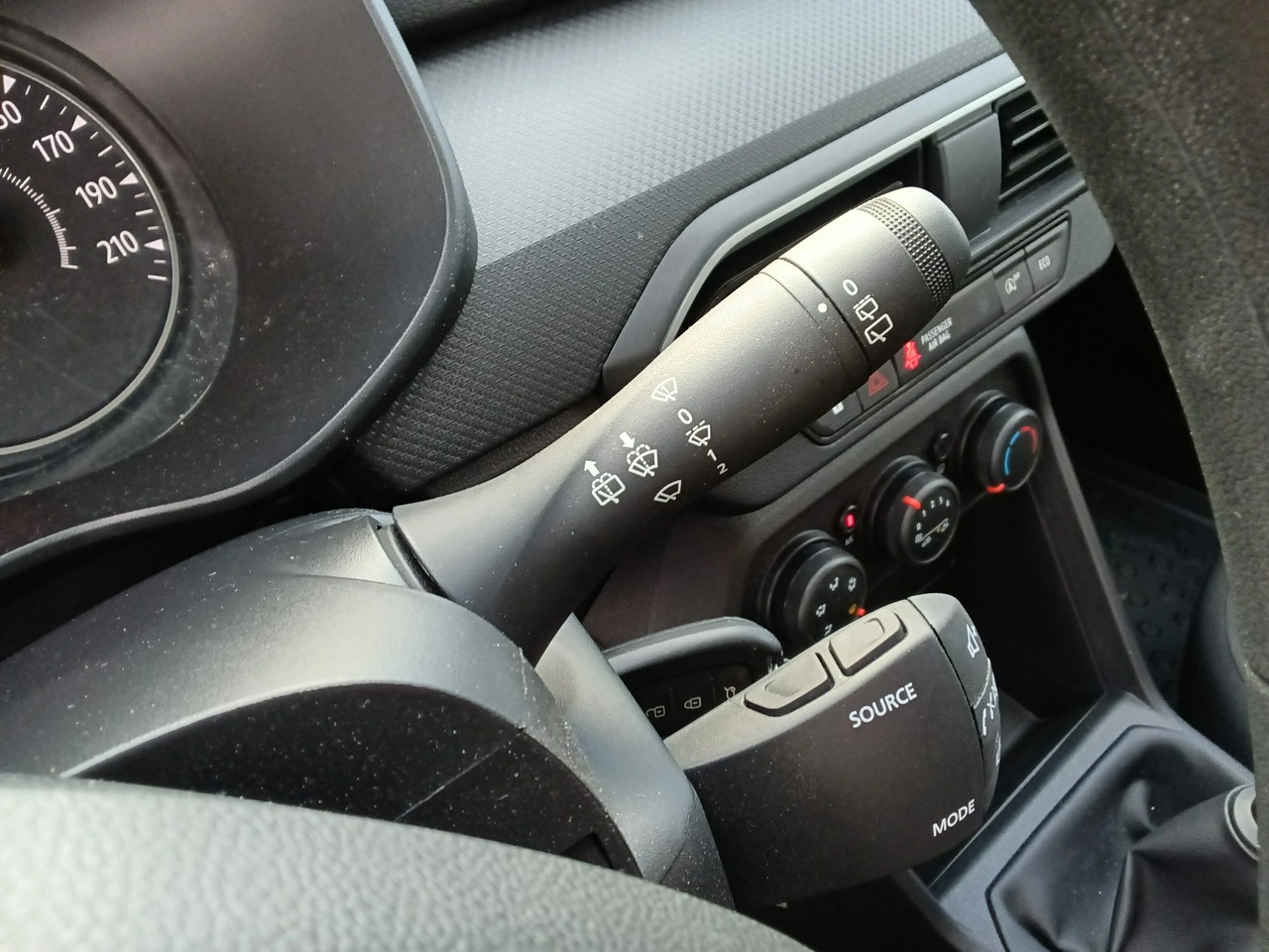 Dacia Sandero - Zdjęcie 17