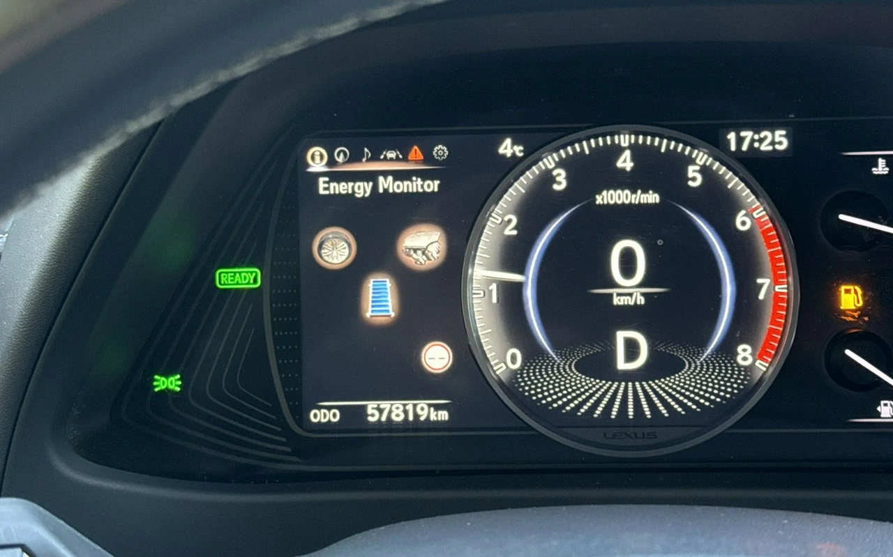 Lexus UX - Zdjęcie 32