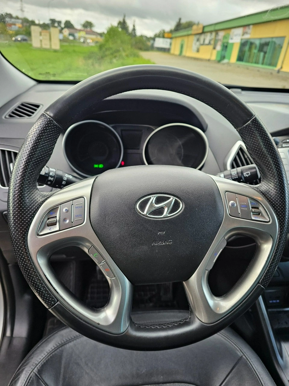 Hyundai ix35 - Zdjęcie 11