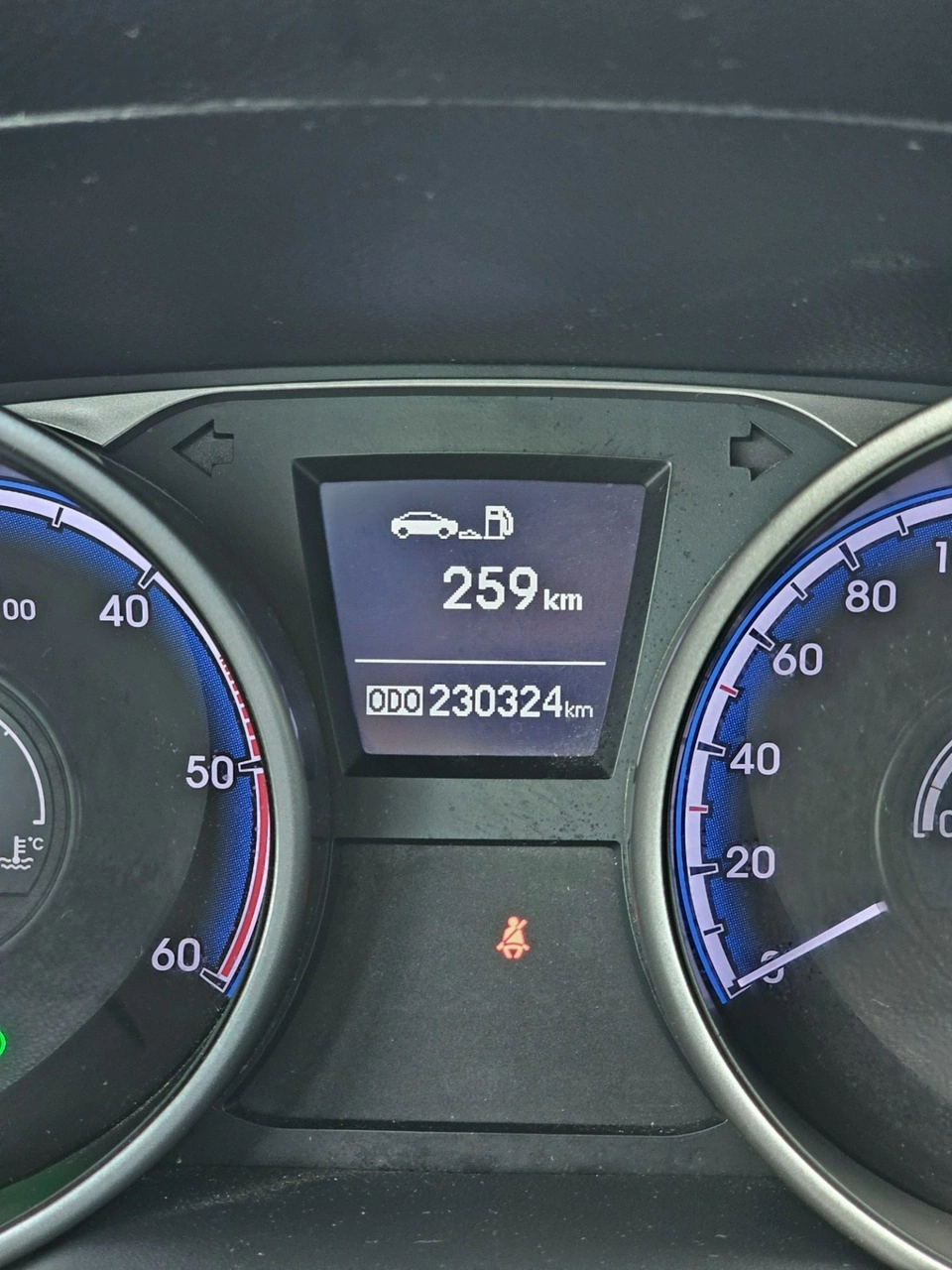 Hyundai ix35 - Zdjęcie 14