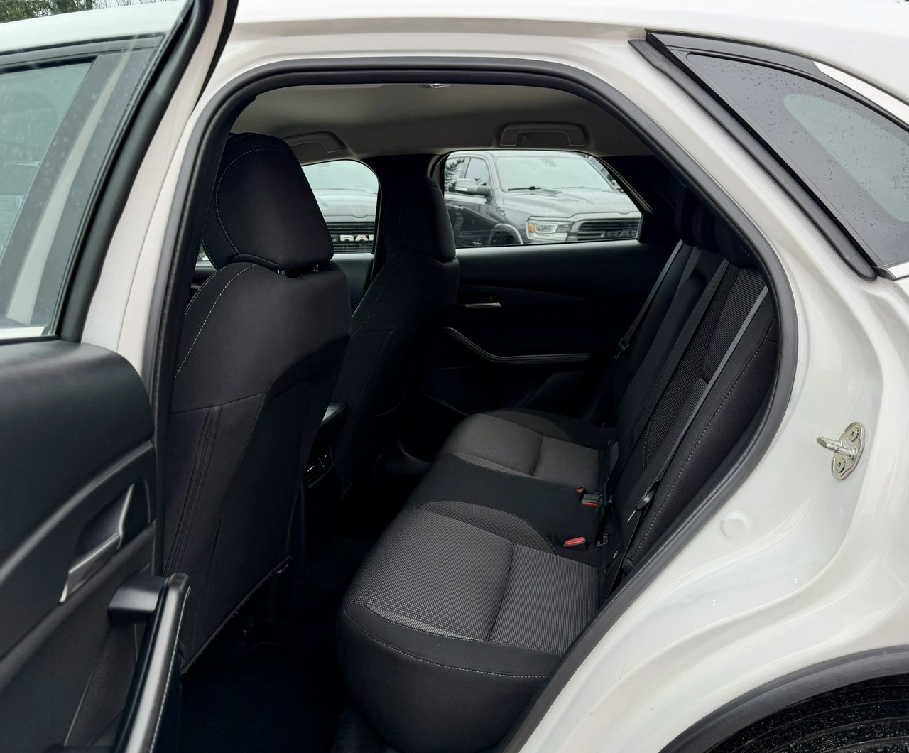 Mazda CX-30 - Zdjęcie 9