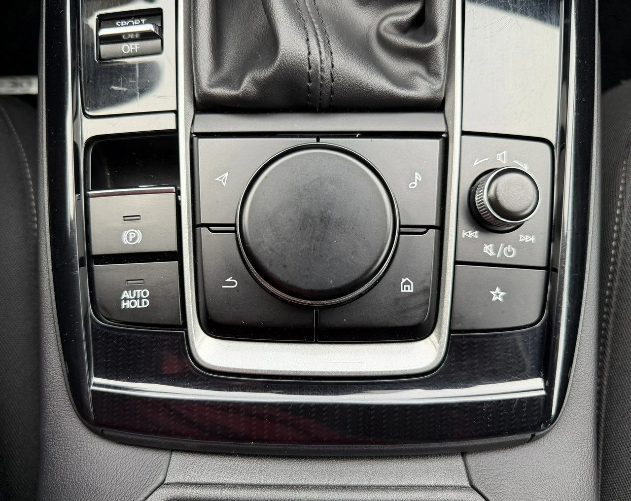 Mazda CX-30 - Zdjęcie 27