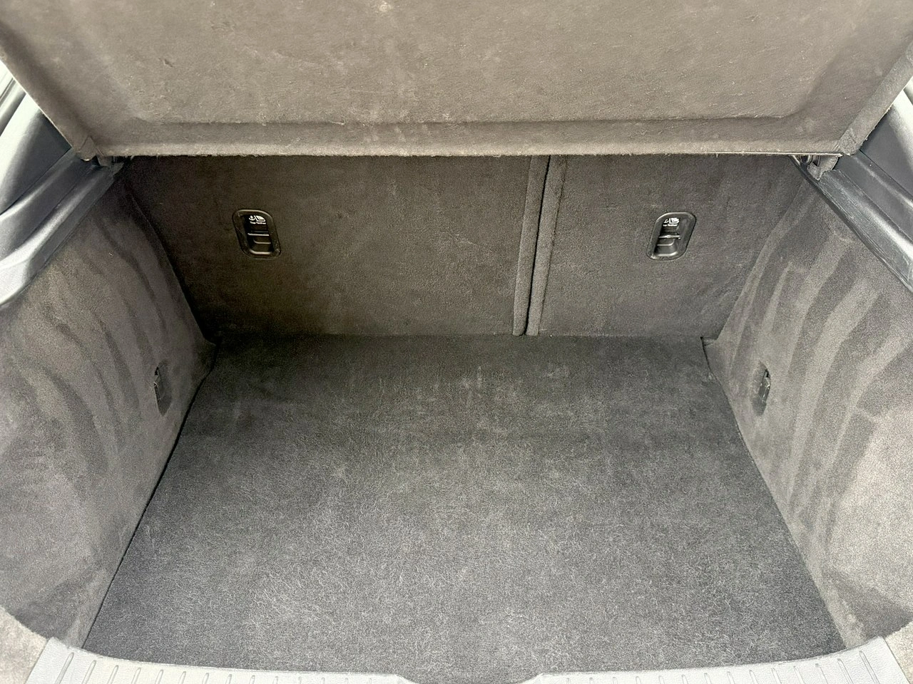 Mazda CX-30 - Zdjęcie 31