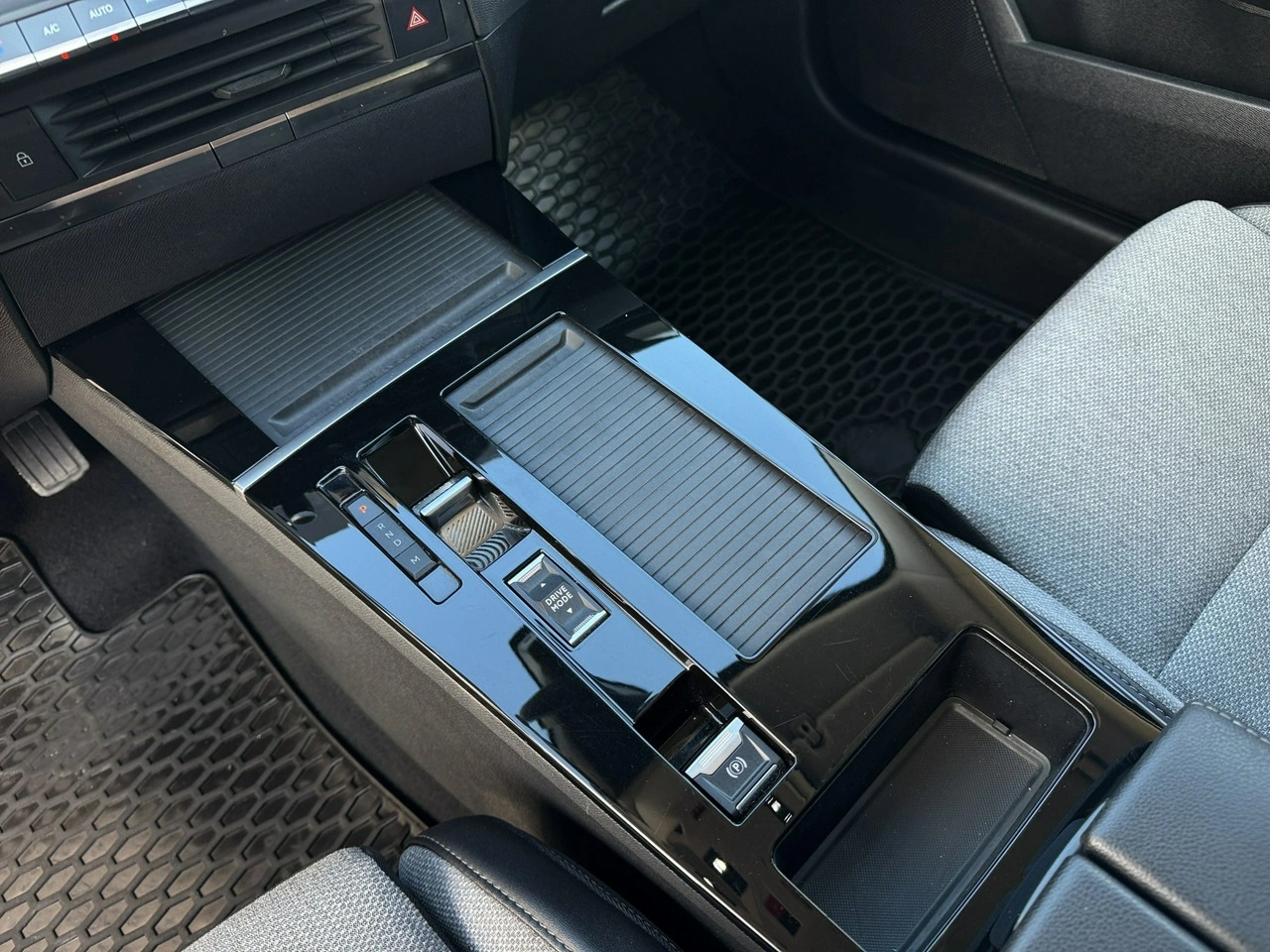 Opel Astra - Zdjęcie 22