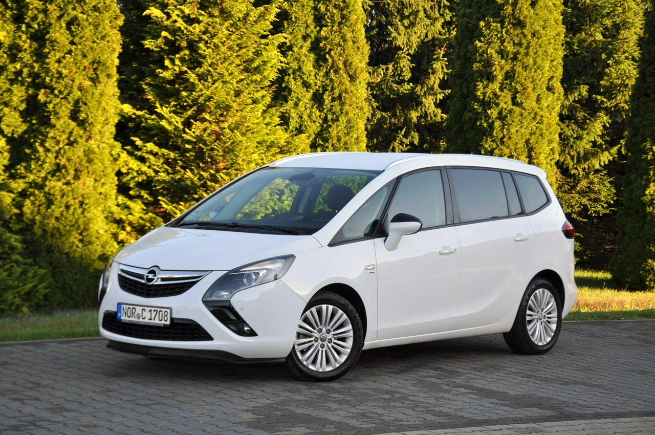 Opel Zafira - Zdjęcie 9
