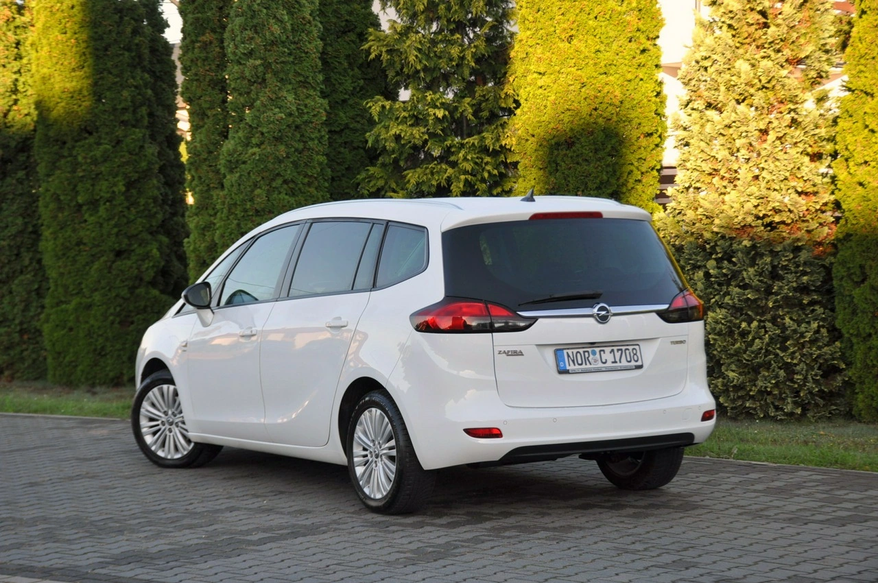 Opel Zafira - Zdjęcie 13