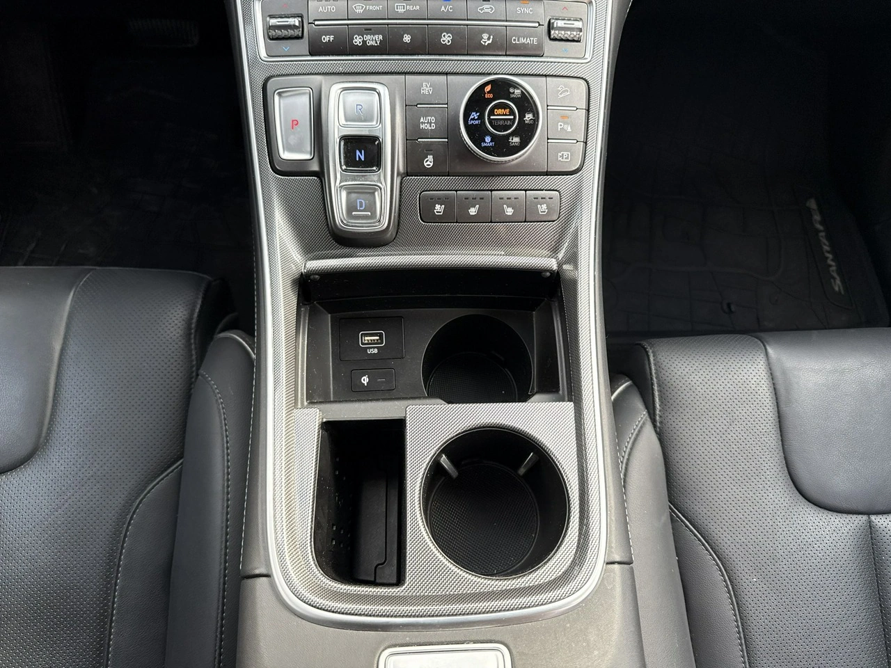 Hyundai Santa Fe - Zdjęcie 24