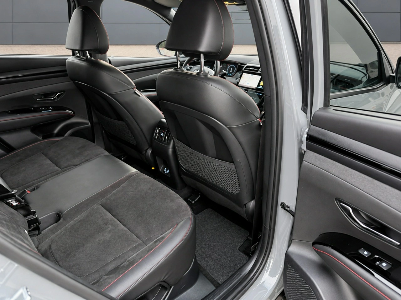 Hyundai Tucson - Zdjęcie 9