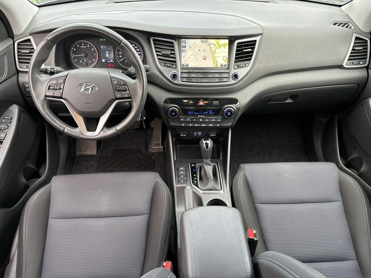 Hyundai Tucson - Zdjęcie 6