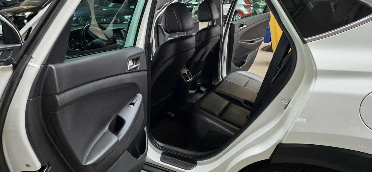 Hyundai Tucson - Zdjęcie 13