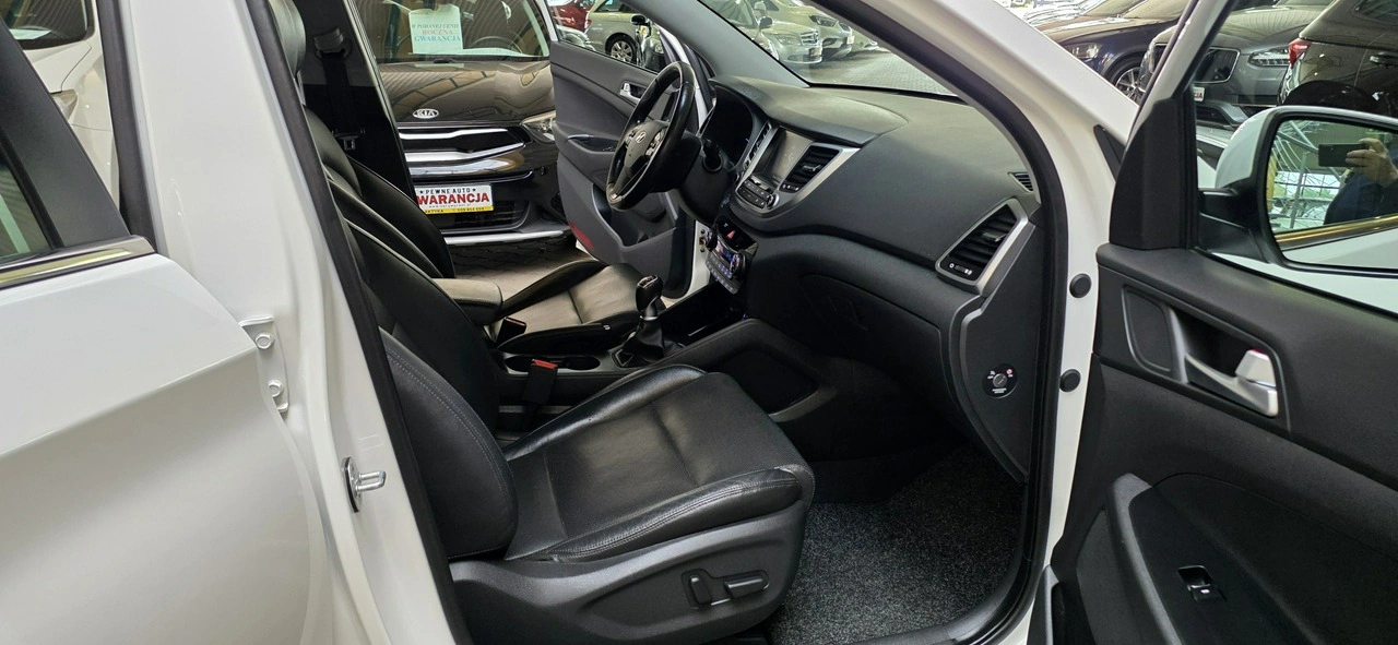 Hyundai Tucson - Zdjęcie 18