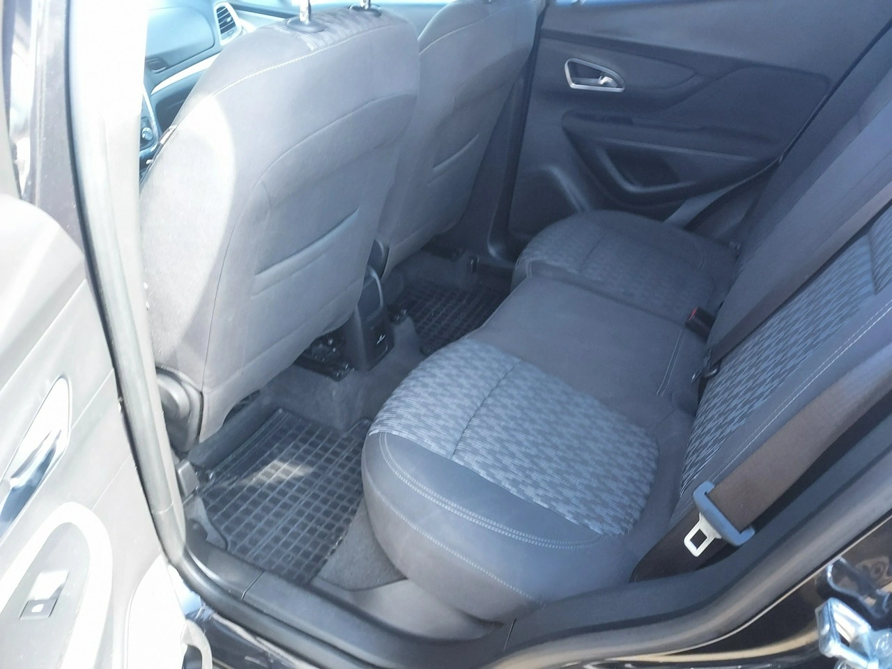 Opel Mokka - Zdjęcie 15