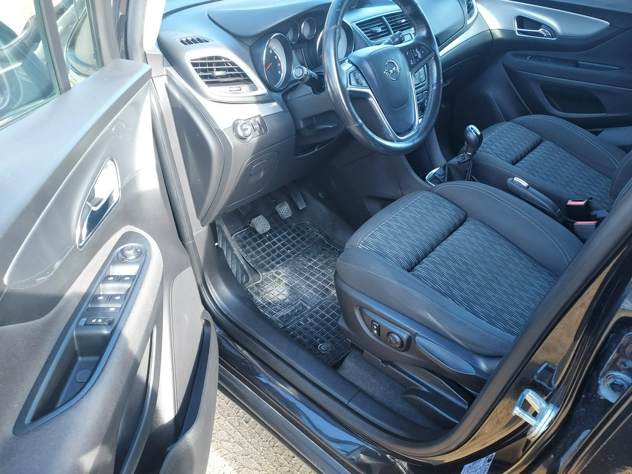 Opel Mokka - Zdjęcie 17