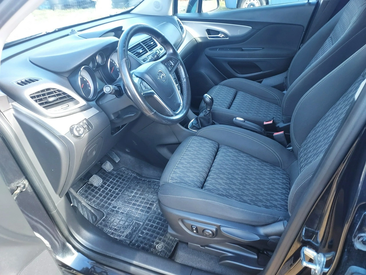 Opel Mokka - Zdjęcie 18