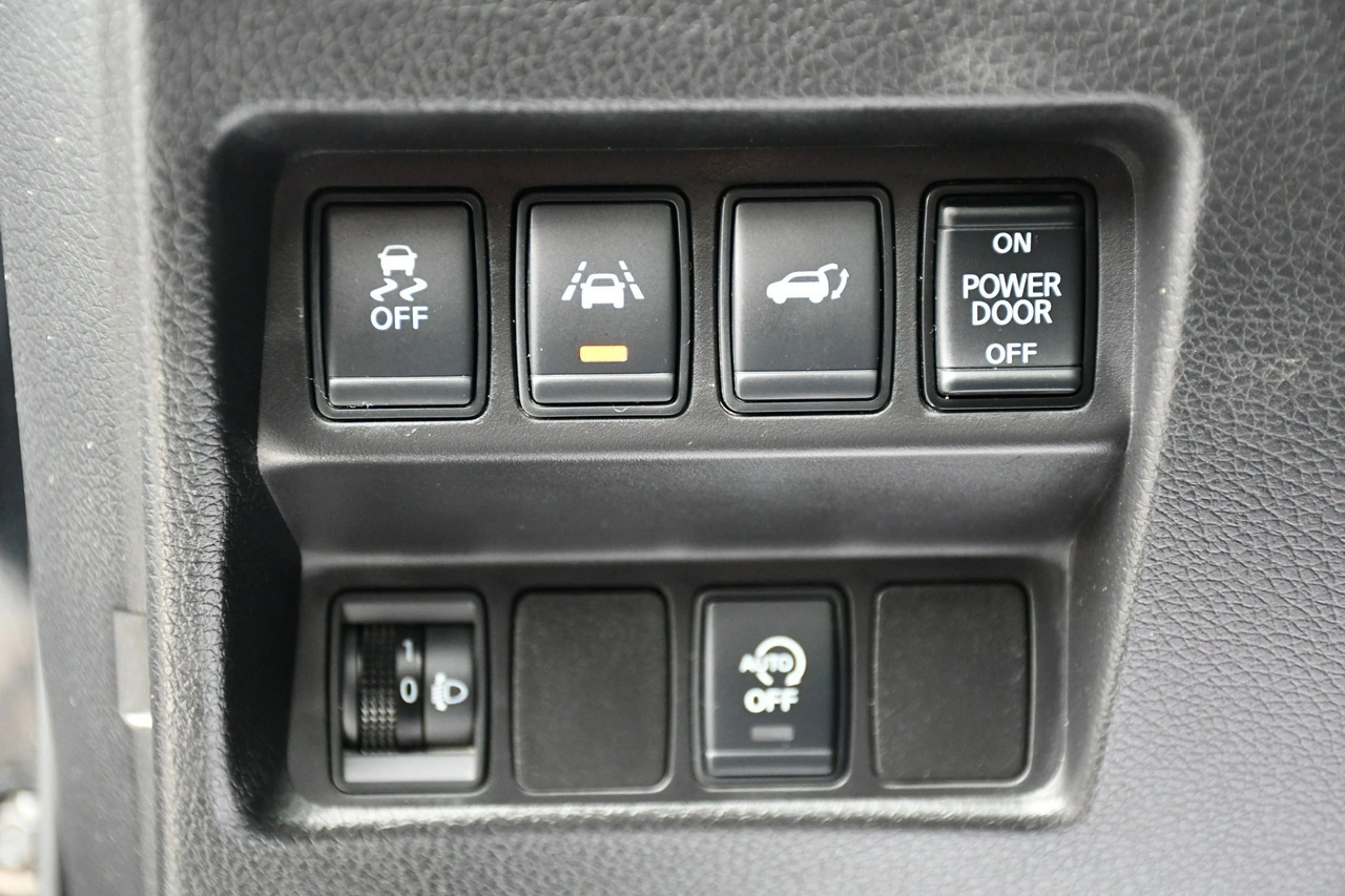 Nissan X-Trail - Zdjęcie 26
