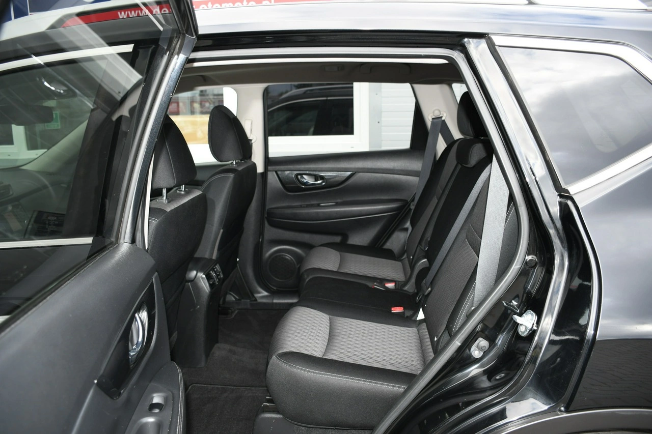 Nissan X-Trail - Zdjęcie 32