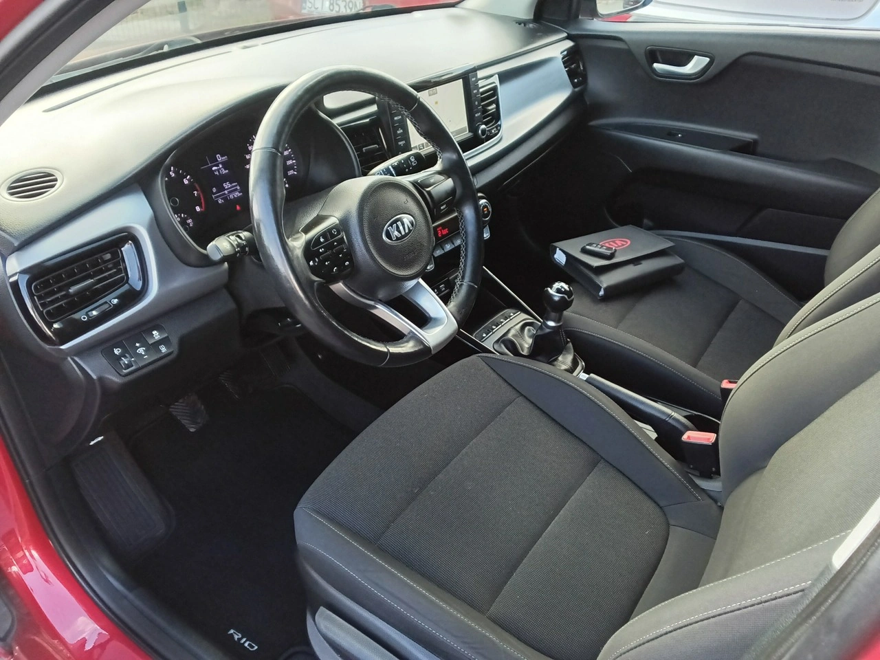 Kia Rio - Zdjęcie 9