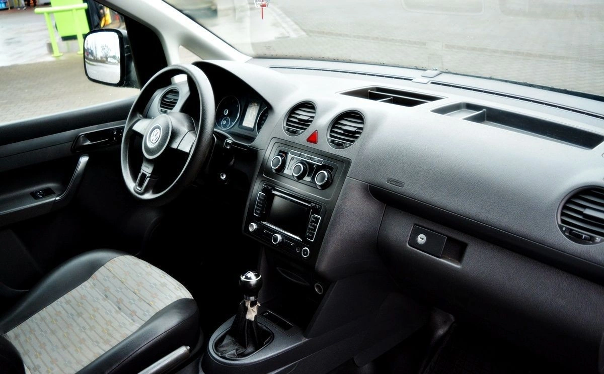 Volkswagen Caddy - Zdjęcie 9