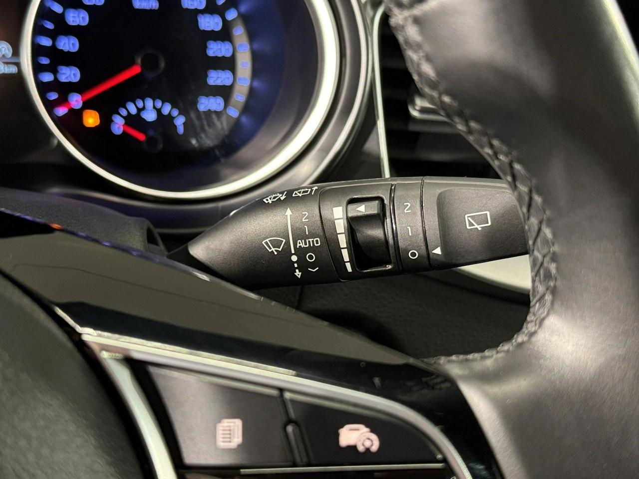 Kia Ceed - Zdjęcie 17