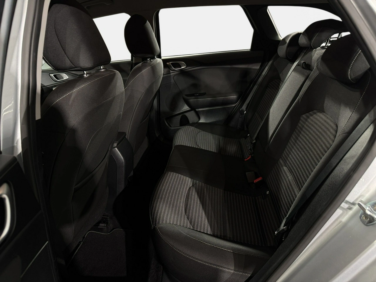 Kia Ceed - Zdjęcie 24