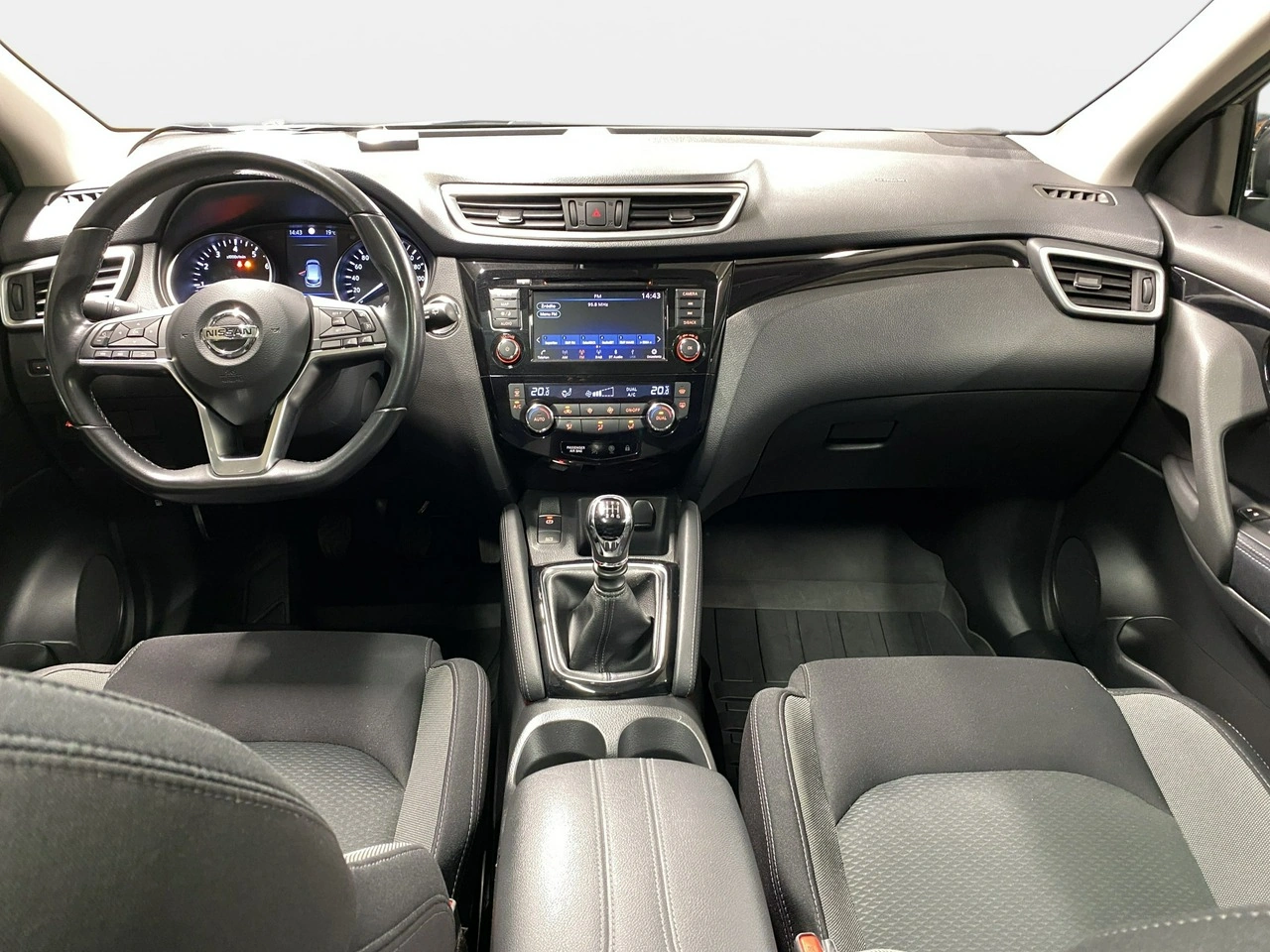 Nissan Qashqai - Zdjęcie 20