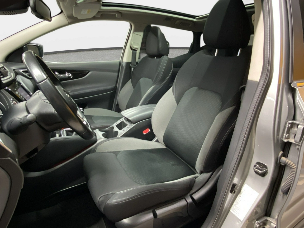 Nissan Qashqai - Zdjęcie 34