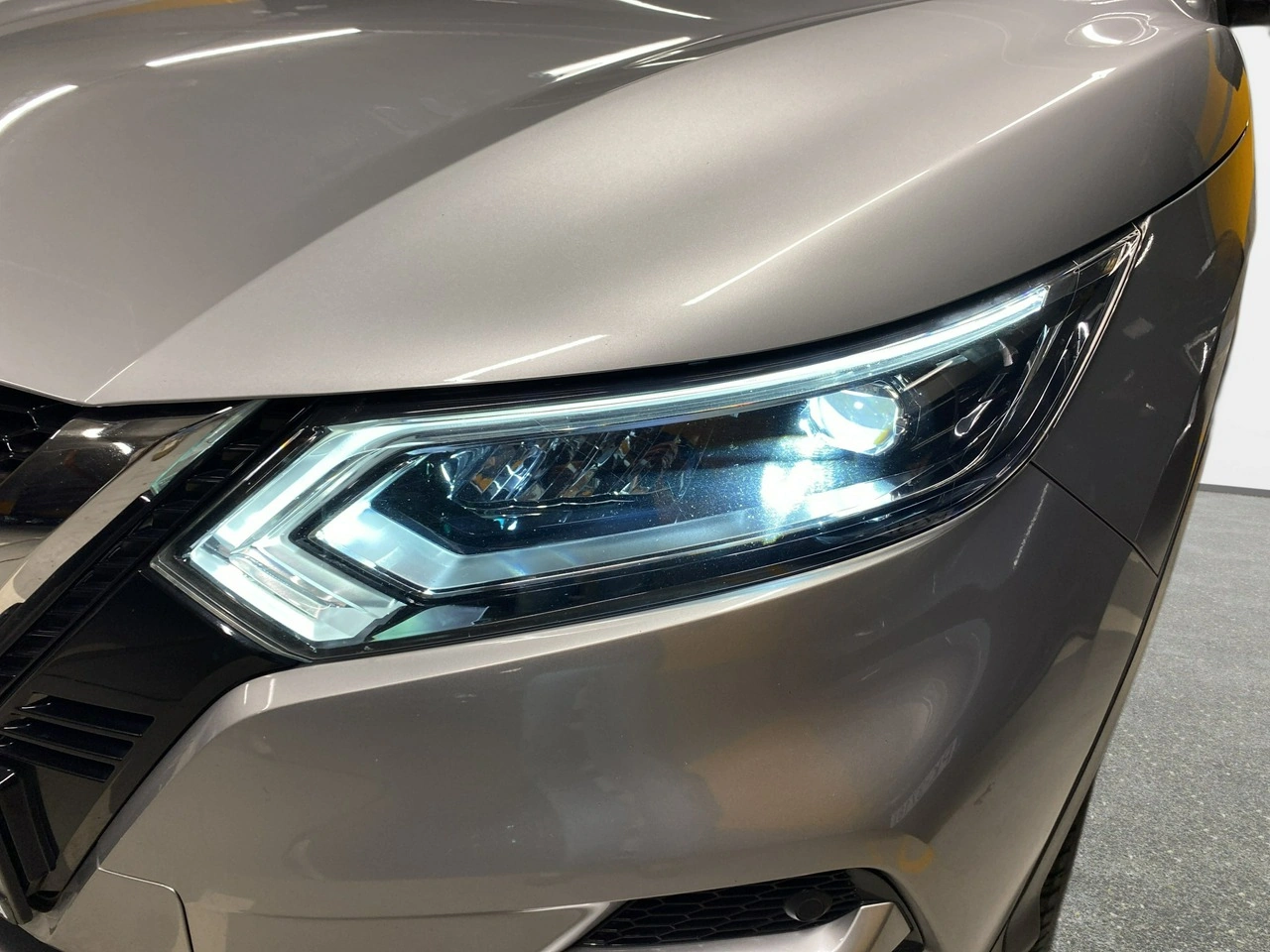 Nissan Qashqai - Zdjęcie 8