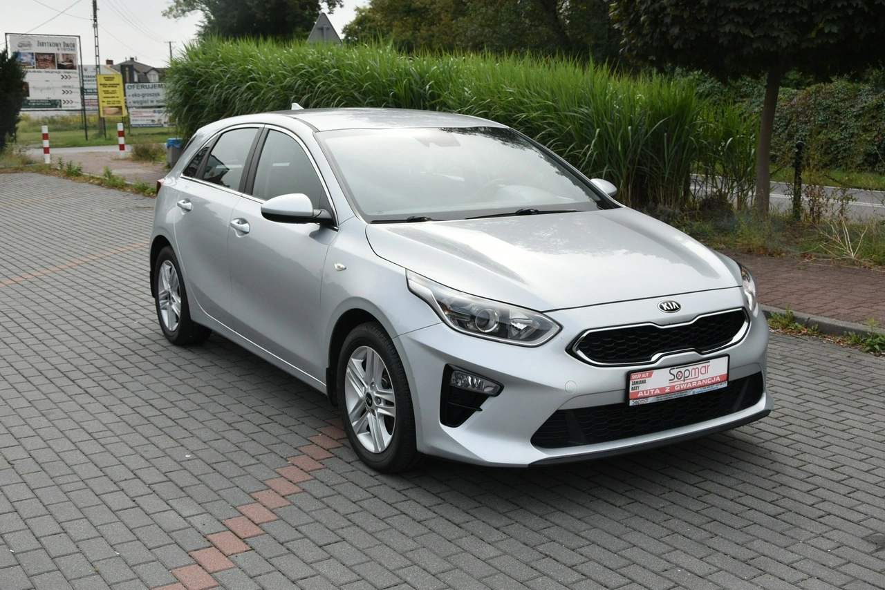 Kia Ceed - Zdjęcie 18