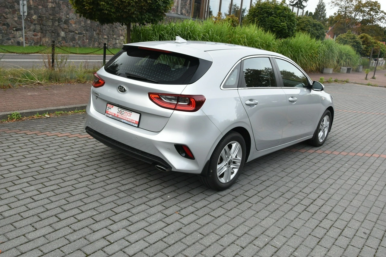 Kia Ceed - Zdjęcie 23