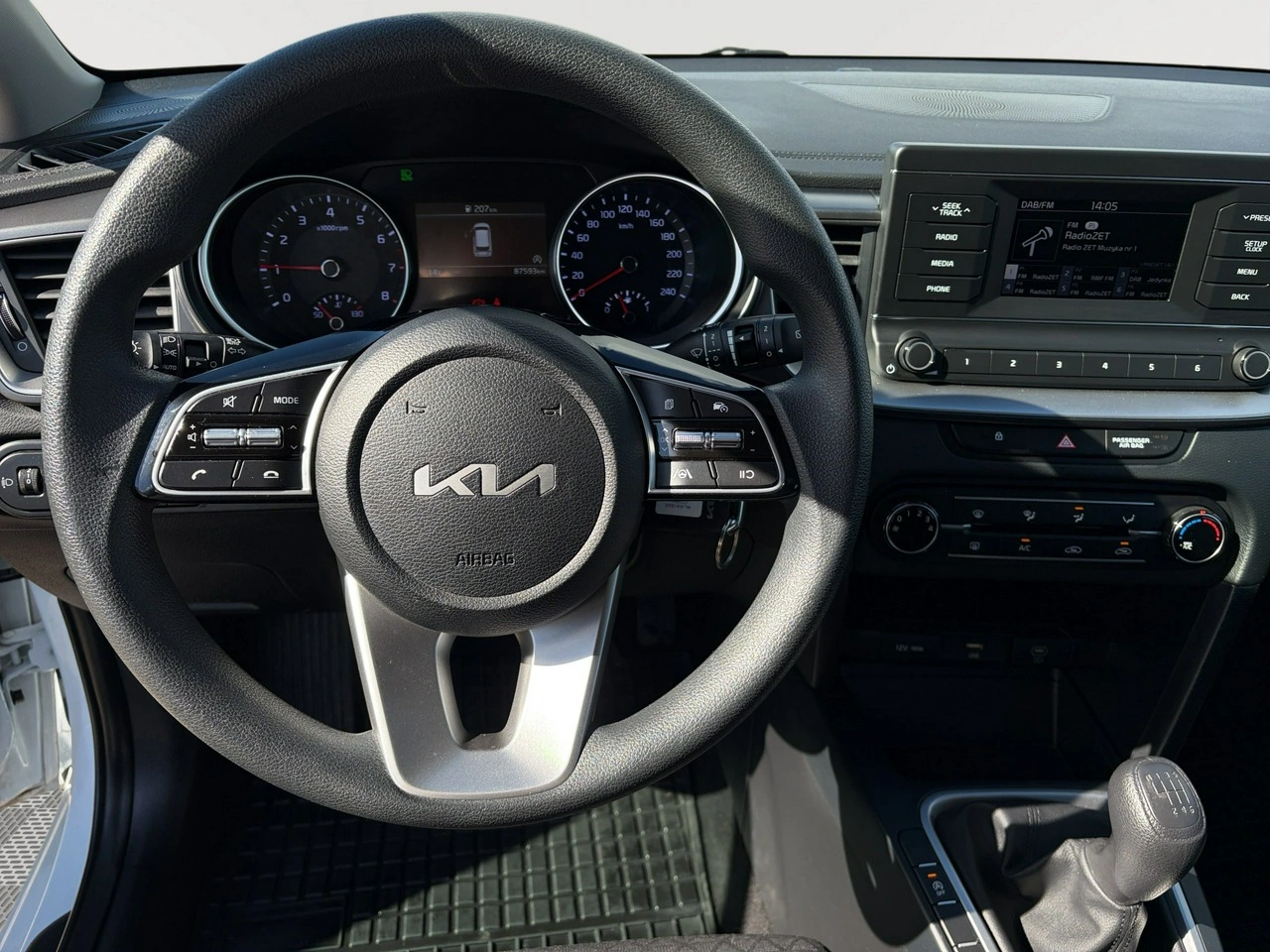 Kia Ceed - Zdjęcie 14
