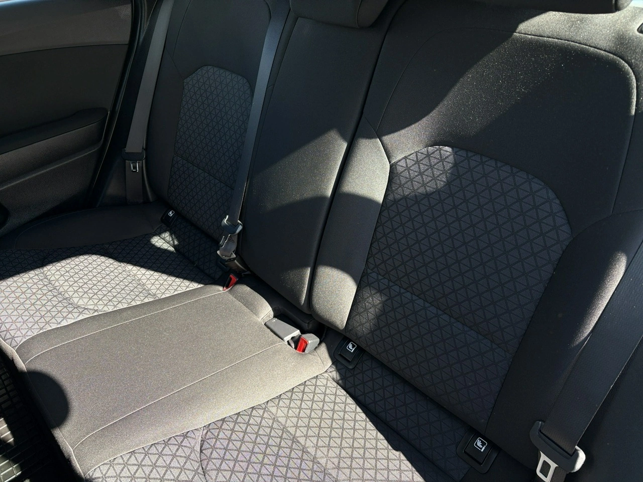 Kia Ceed - Zdjęcie 19