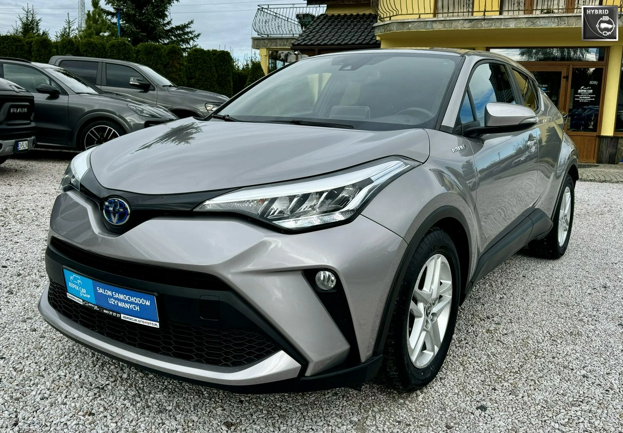 Toyota C-HR - Główne zdjęcie