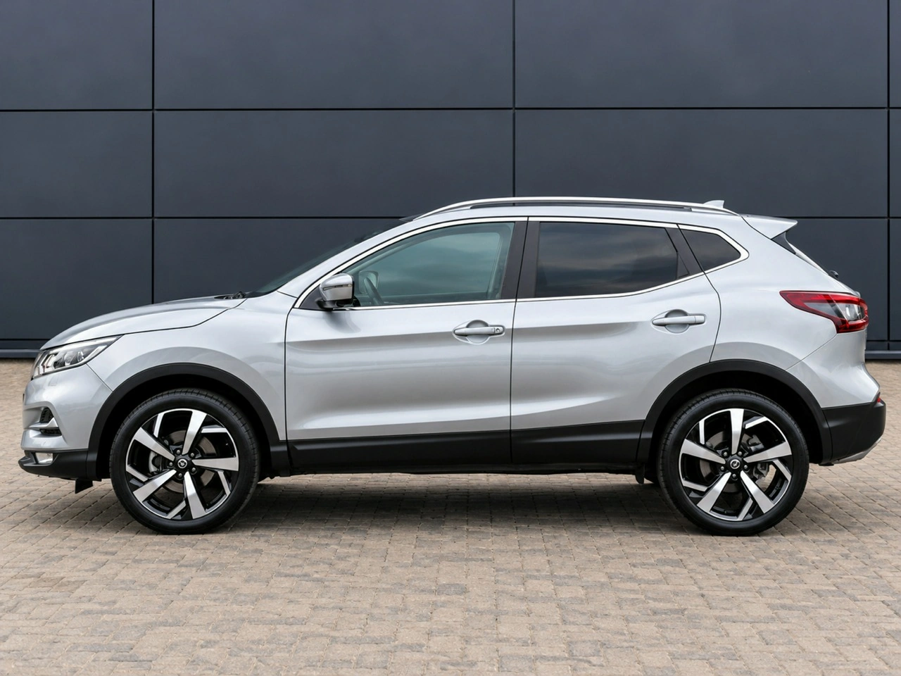 Nissan Qashqai - Zdjęcie 10