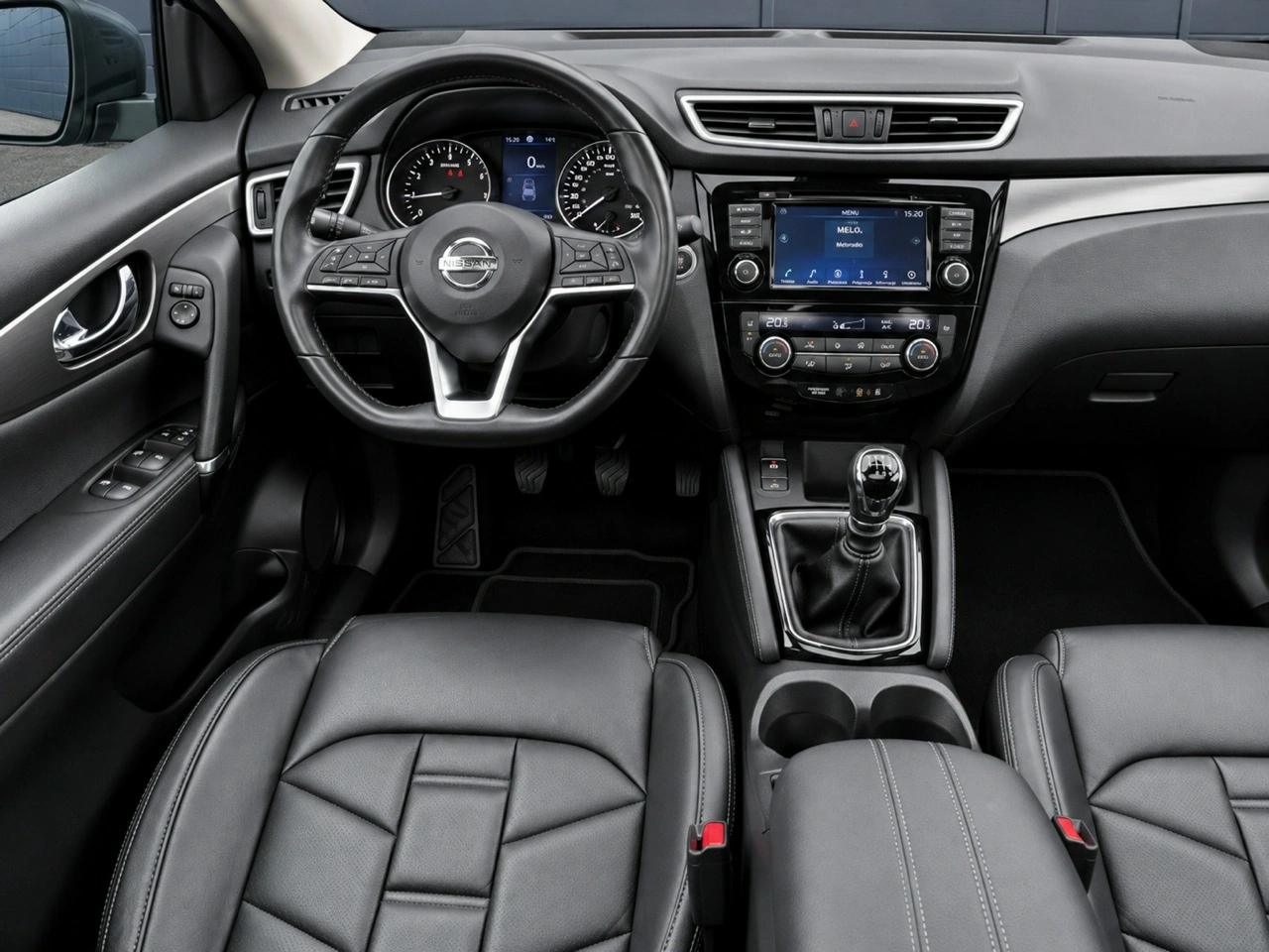 Nissan Qashqai - Zdjęcie 12