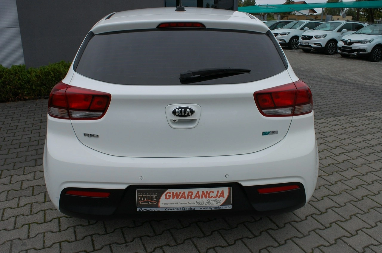 Kia Rio - Zdjęcie 12