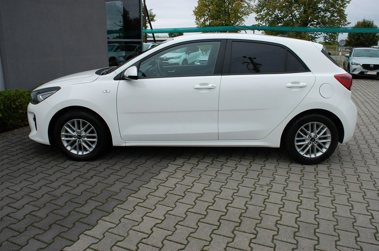 Kia Rio - Zdjęcie 14
