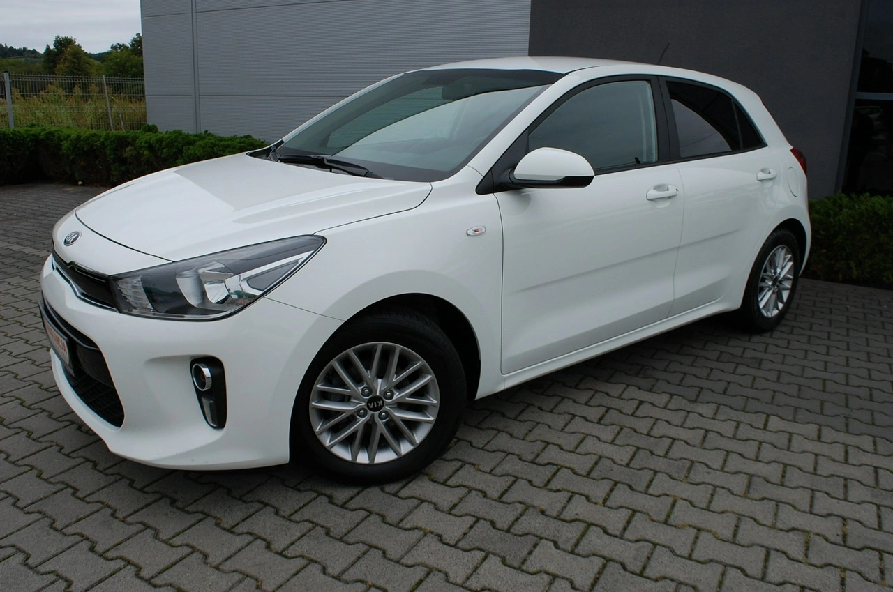 Kia Rio - Zdjęcie 18