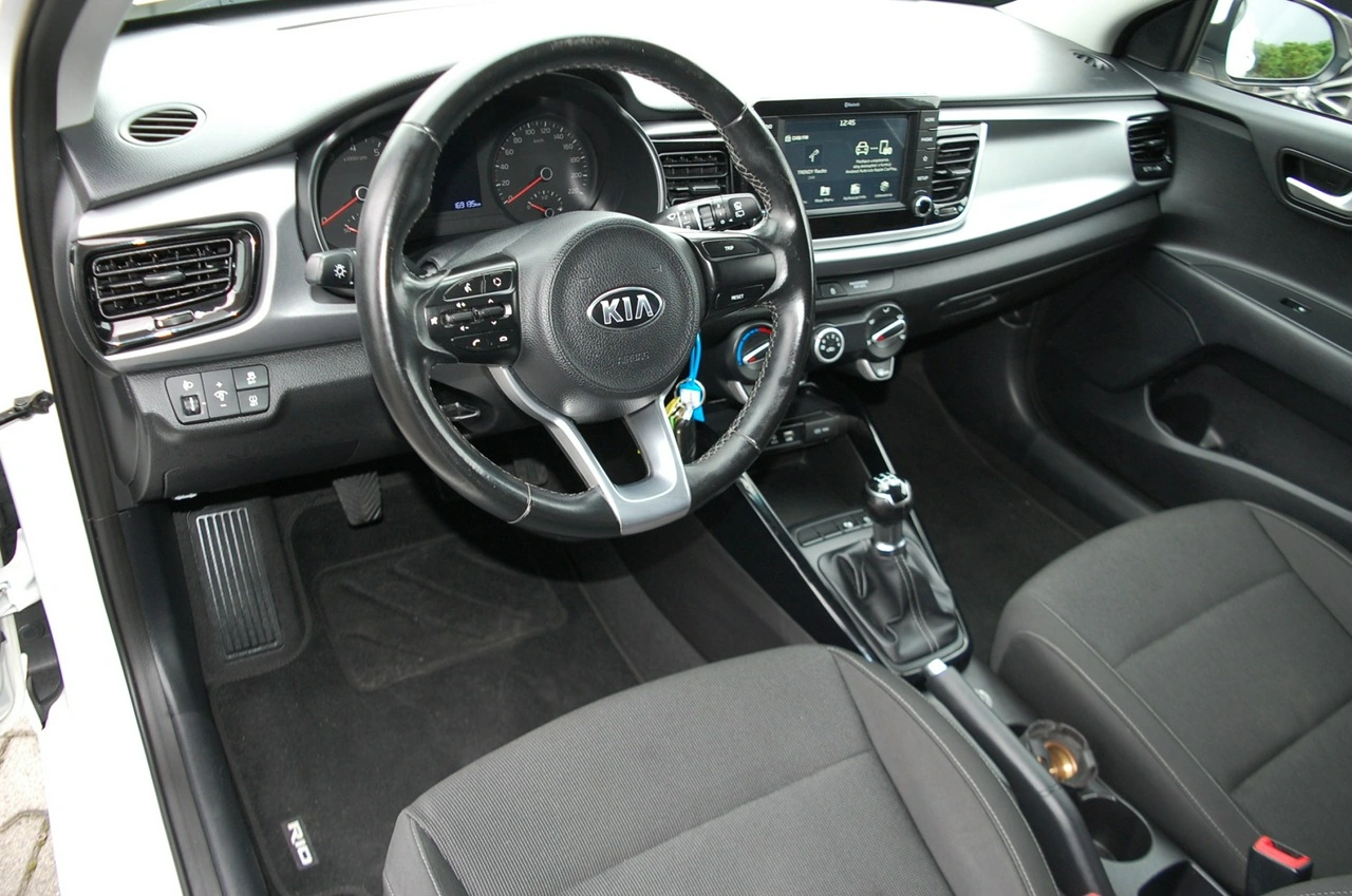 Kia Rio - Zdjęcie 23