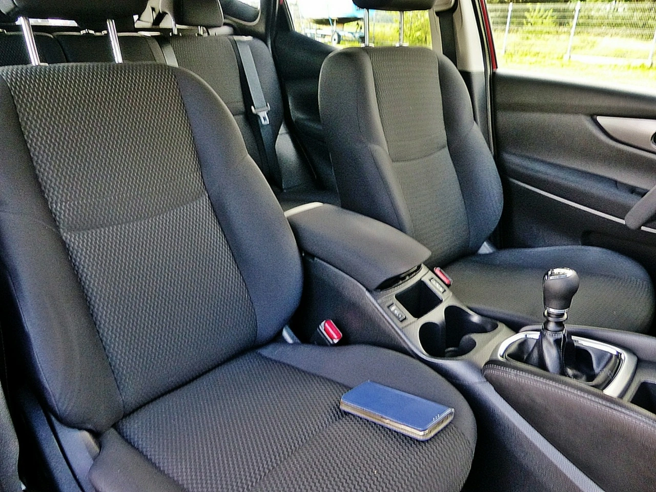 Nissan Qashqai - Zdjęcie 25